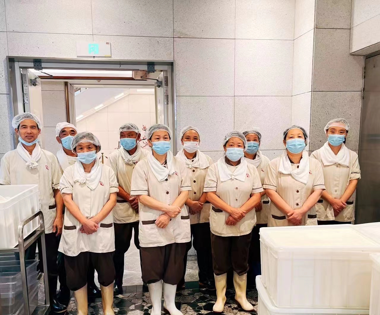 食堂輔助工